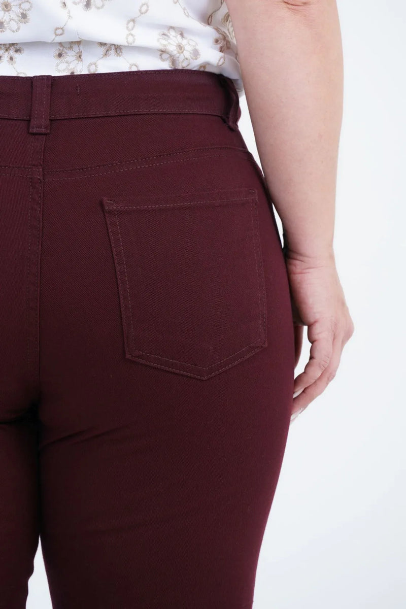 Calça Reta Plus Size Feminino Liberdade Sarja