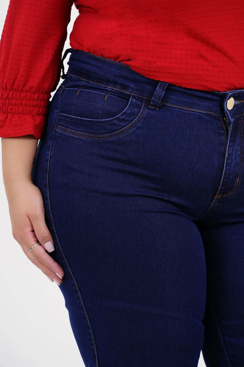 Calça Reta Plus Size Conquista Jeans