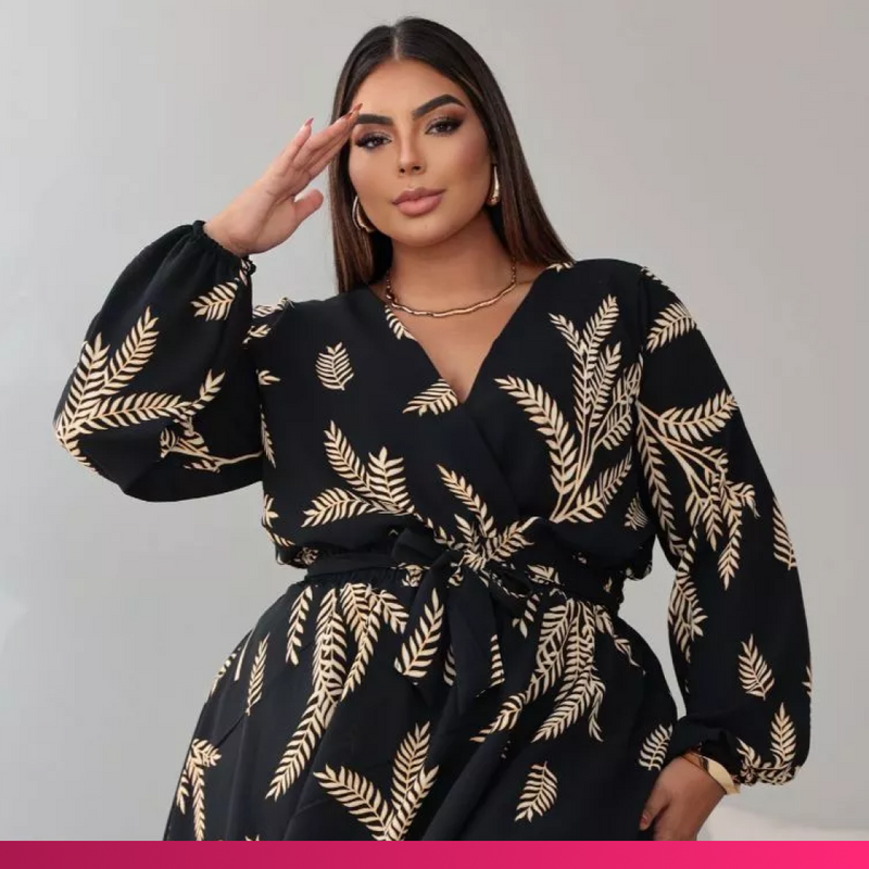 Macaquinho Curto Short Saia Preto Manga Longa Plus Size