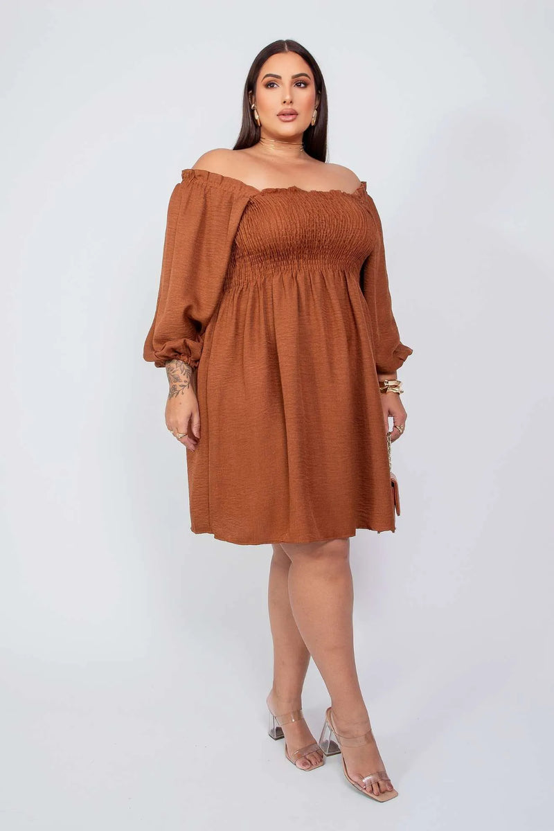 Vestido Curto com Lastex no Busto Manga 3/4 Marrom