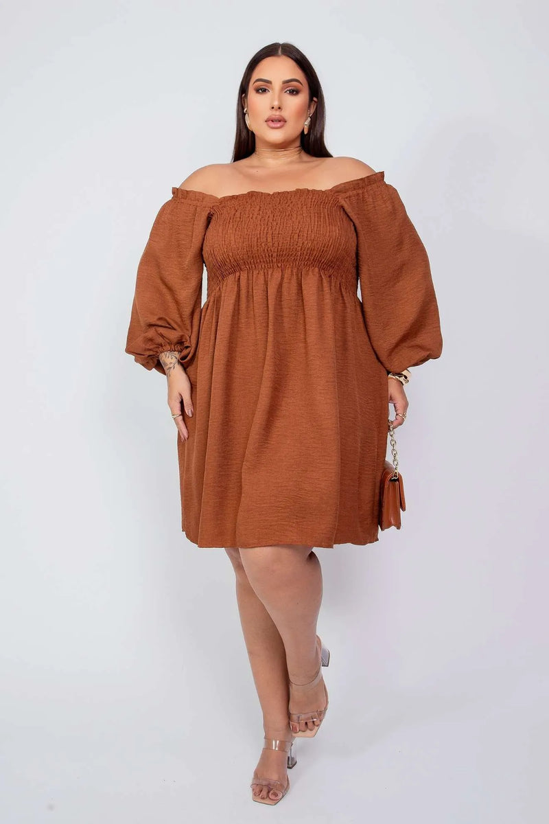 Vestido Curto com Lastex no Busto Manga 3/4 Marrom