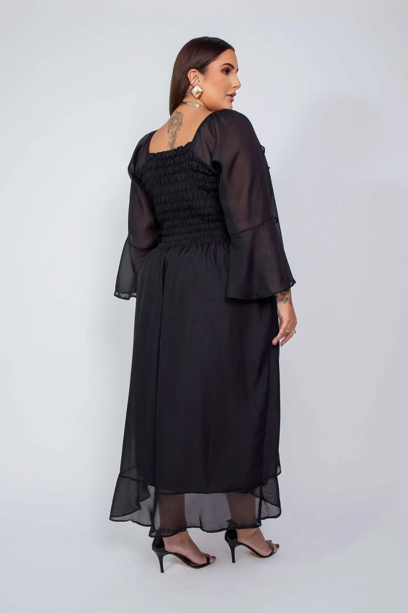 Vestido Longo Boho com Babado no Decote e Mangas Longas